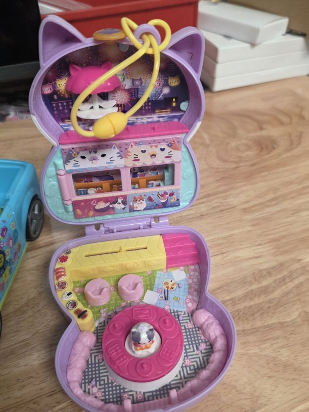 Mattel POLLY POCKET Purple Cat Sushi Shop Japanese Themed Mini Doll & Car Toys - Picture 2 of 8